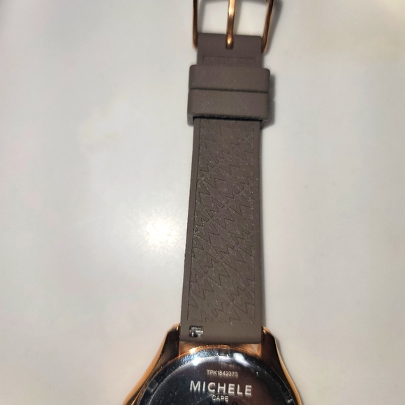 Never worn Michele Cape Silicone watch - Picture 4 of 7